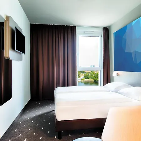 Hotel B&B Hotel Aalborg 3*