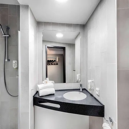 B&B Hotel Aalborg 호텔 3*