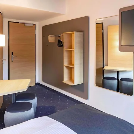 호텔 B&B Hotel Aalborg 올보르