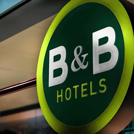 B&B Hotel Aalborg 호텔