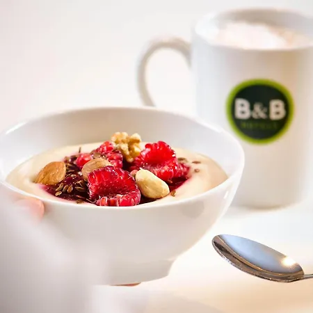 호텔 B&B Hotel Aalborg 3*