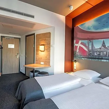 Hotel B&B Hotel Aalborg 3*