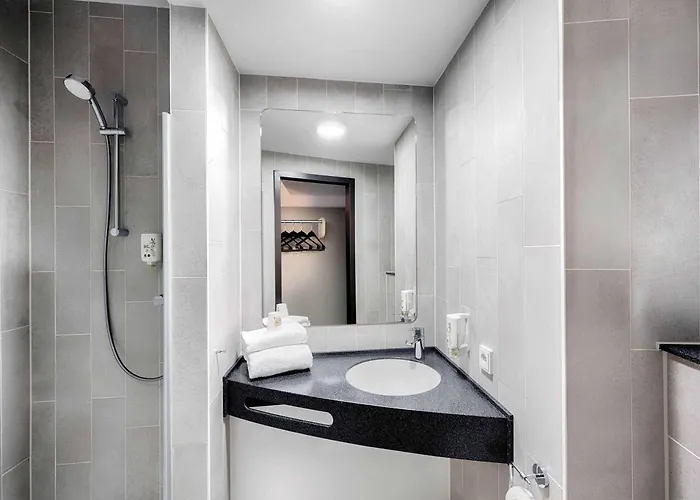 B&B Hotel Aalborg 酒店 3*